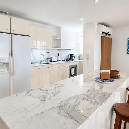 Apartamento Luxury 2br Inside Old City, Private Patio, Ac, 2 Pools & Parking *